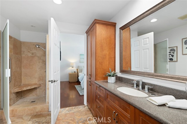 MLS #NP25252590 image #9