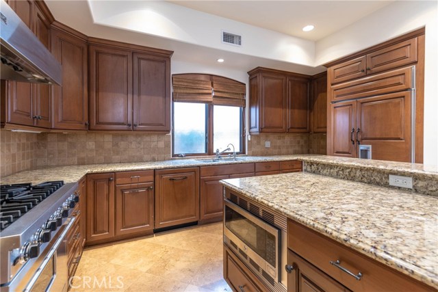 MLS #NP25254141 image #6