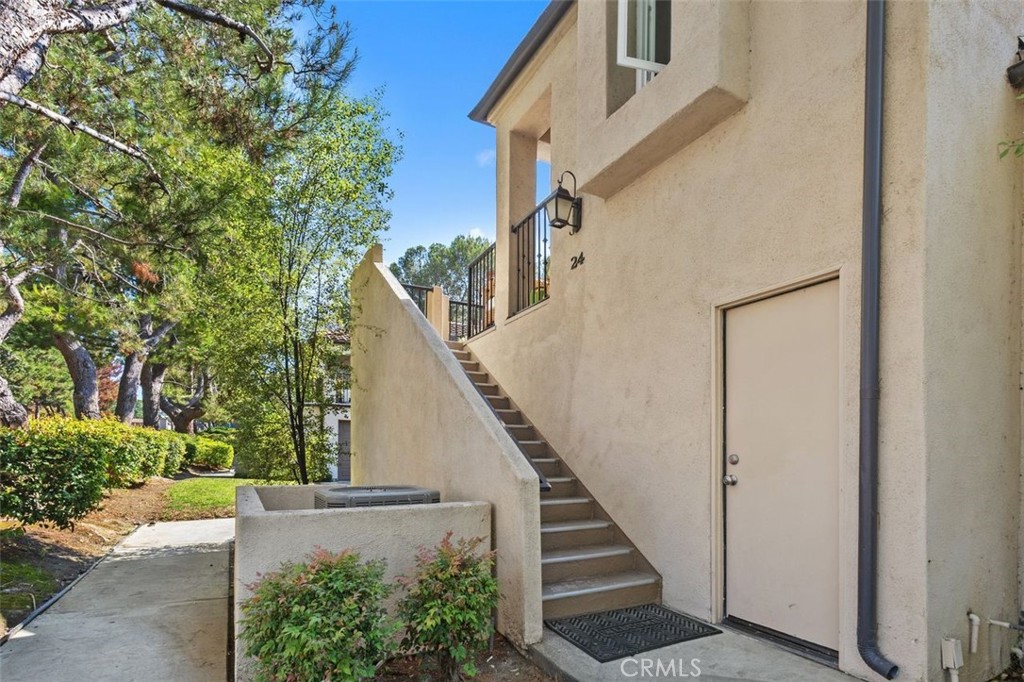 MLS #NP25254486 image #1