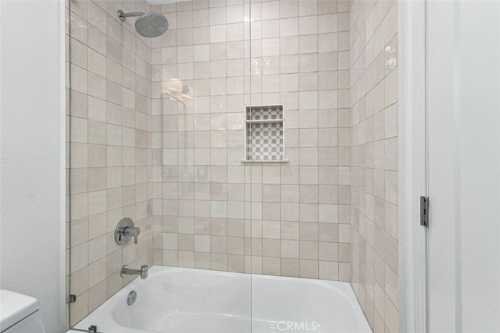 MLS #NP25254486 image #17