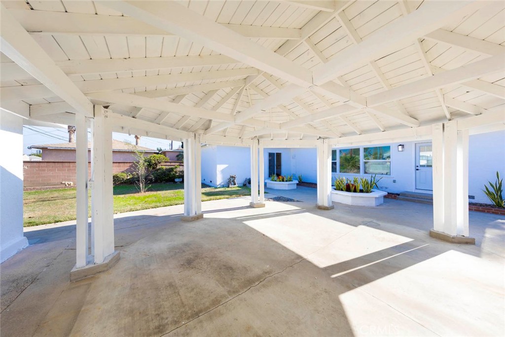 MLS #NP25255223 image #17