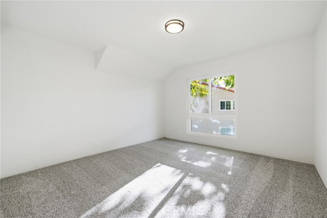 MLS #NP25255584 image #18