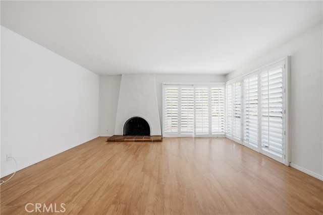 MLS #NP25255584 image #9