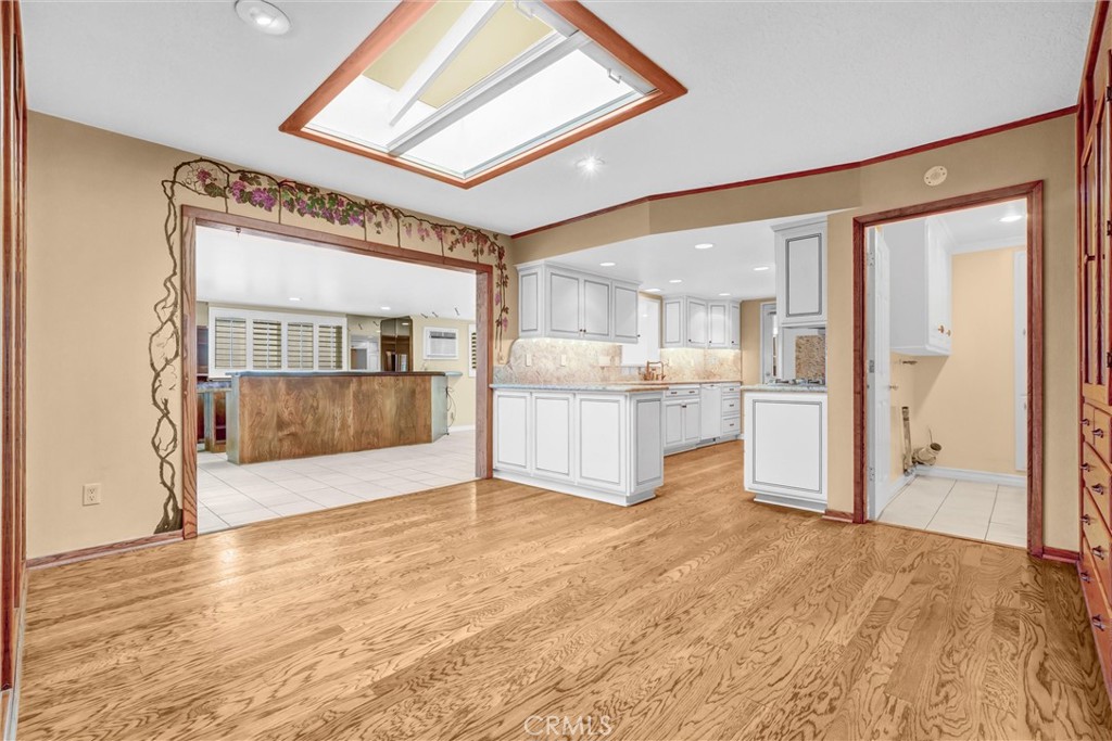 MLS #NP25255765 image #5