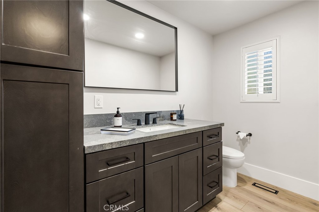 MLS #NP25255769 image #10