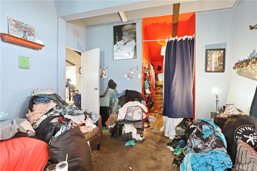 MLS #NP25255824 image #25