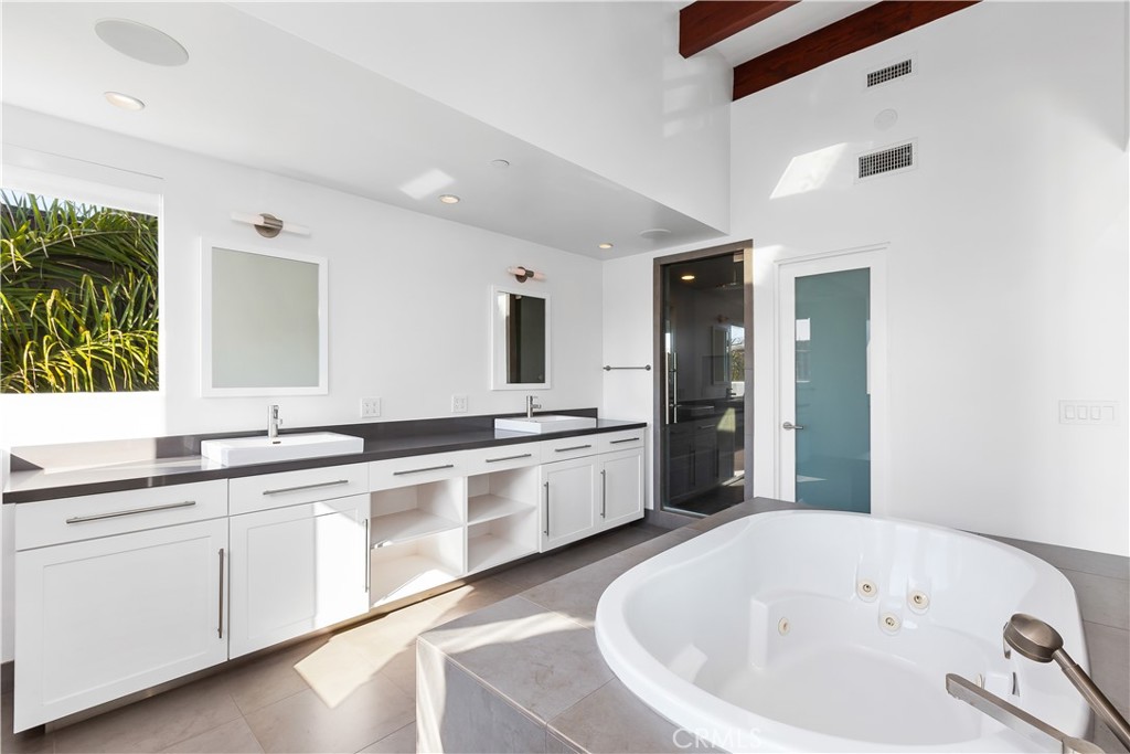 MLS #NP25257080 image #36