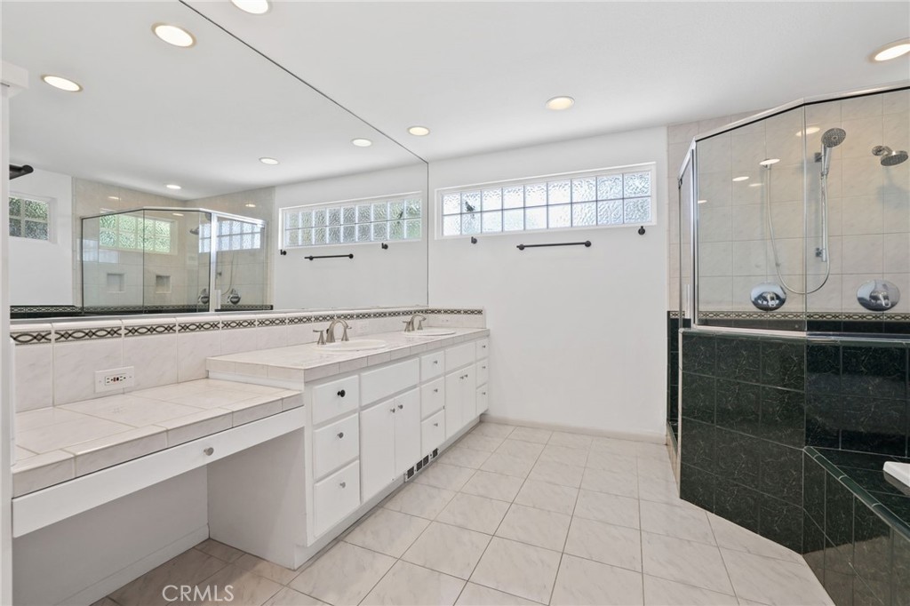 MLS #NP25258760 image #35