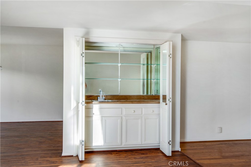 MLS #NP25258931 image #12