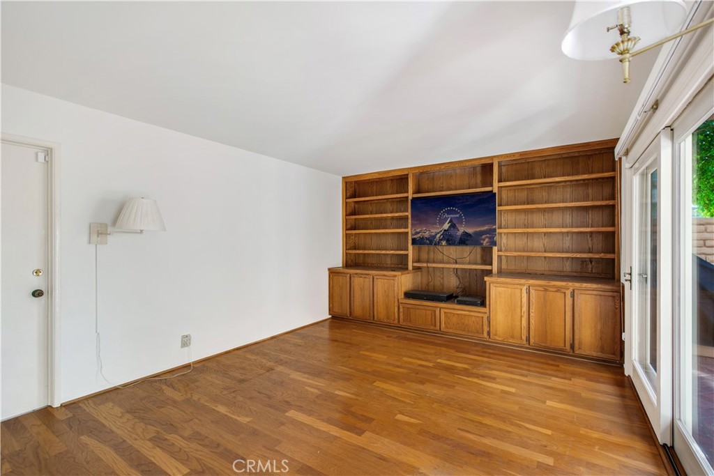 MLS #NP25258931 image #31