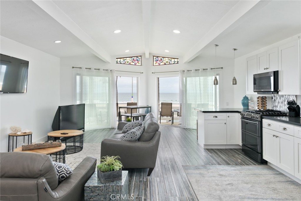 MLS #NP25259298 image #2