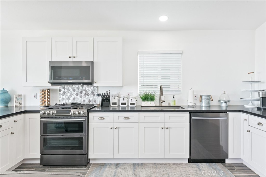 MLS #NP25259298 image #3