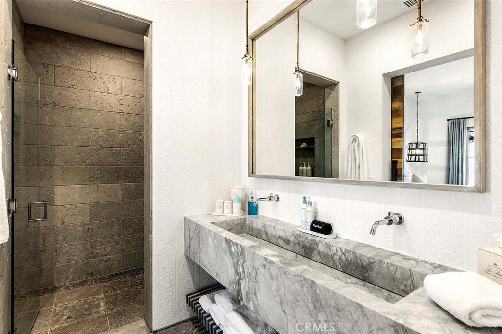 MLS #NP25259400 image #45