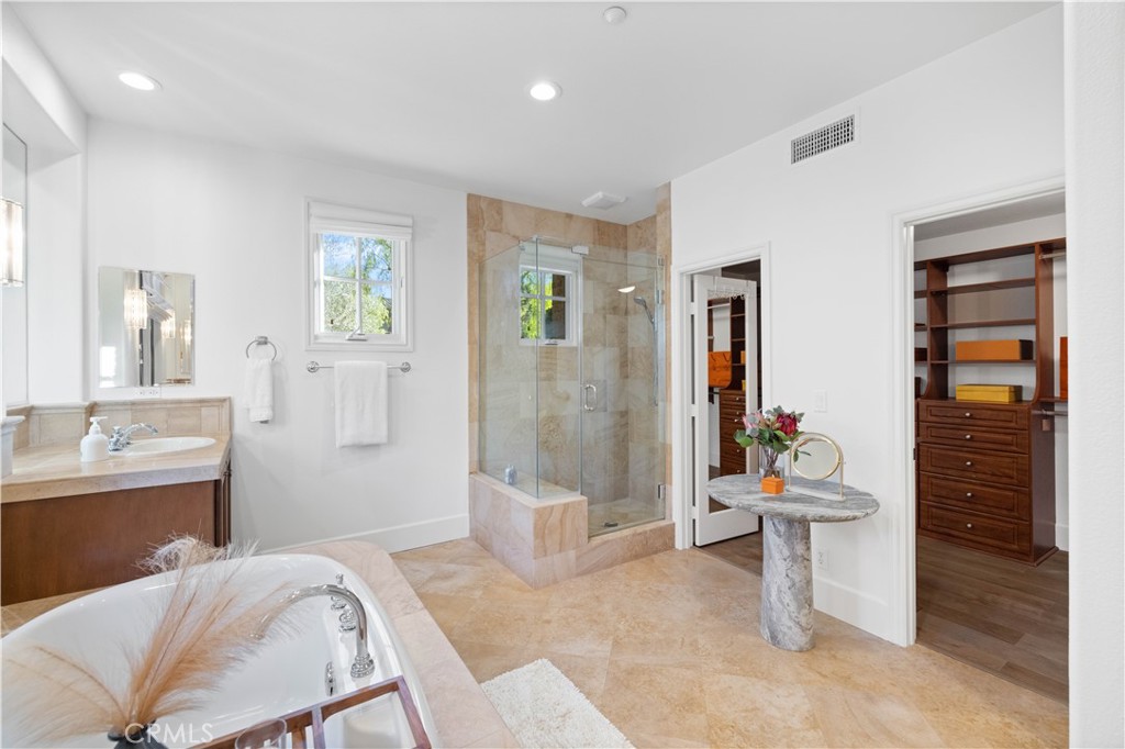 MLS #NP25058104 image #20