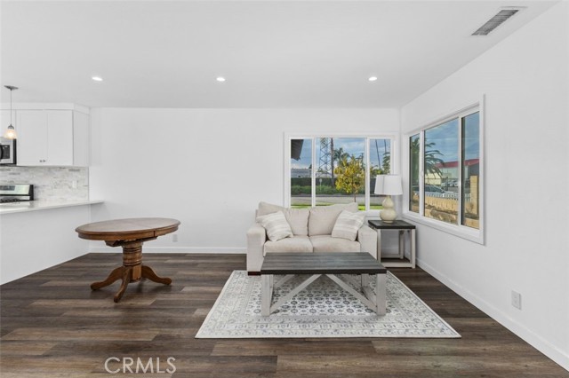 MLS #NP25261978 image #22