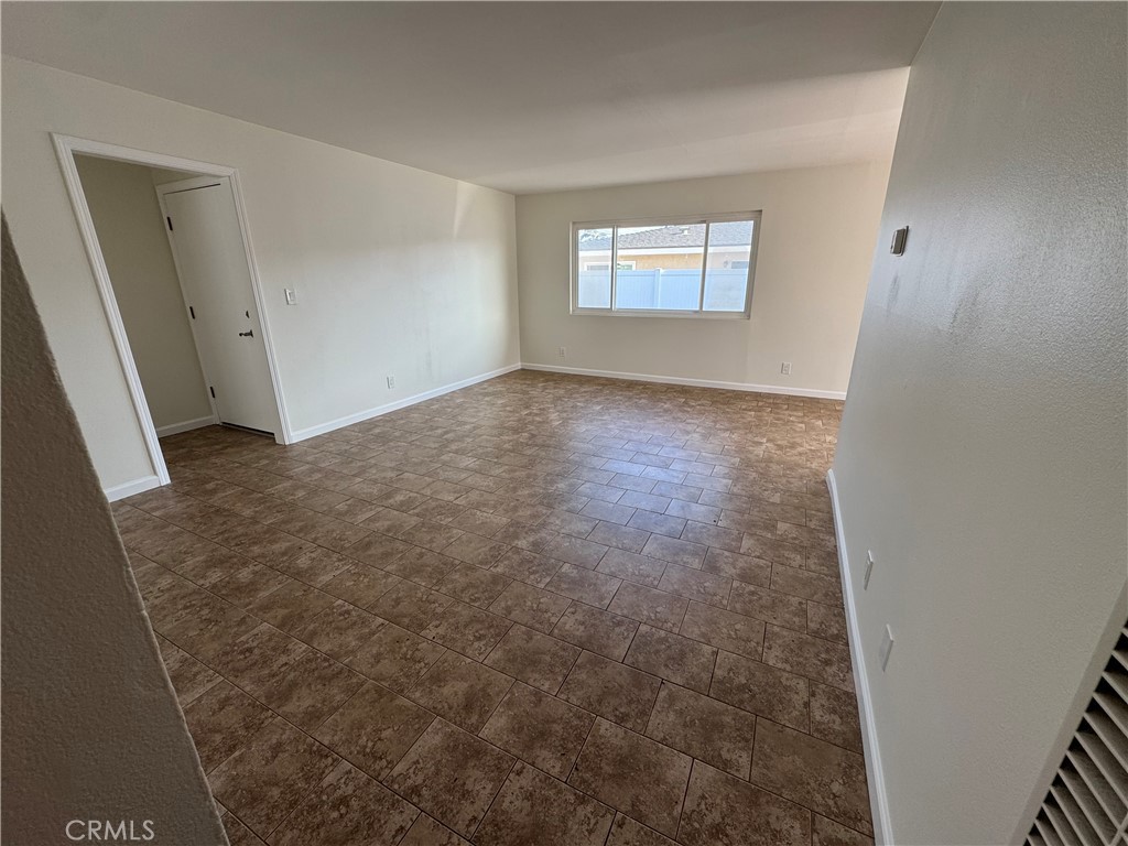 MLS #NP25262648 image #8