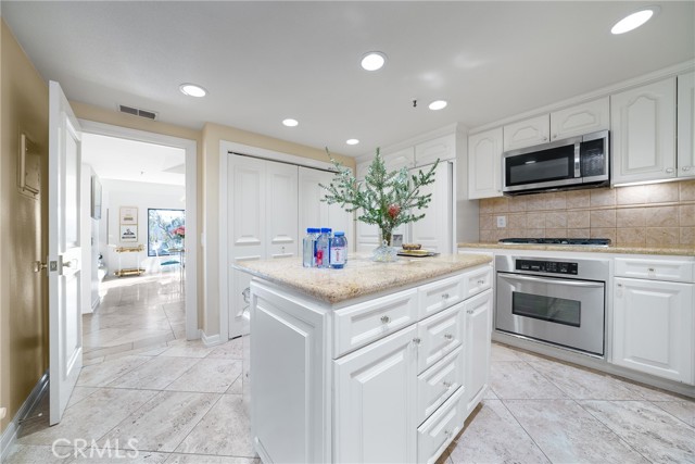 MLS #NP25262986 image #7