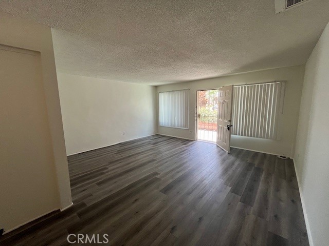 MLS #NP25263289 image #4