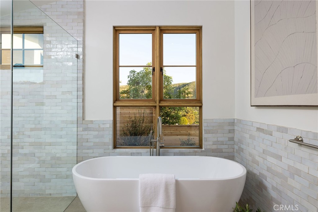 MLS #NP25264858 image #16