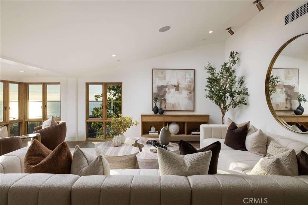 MLS #NP25264858 image #5