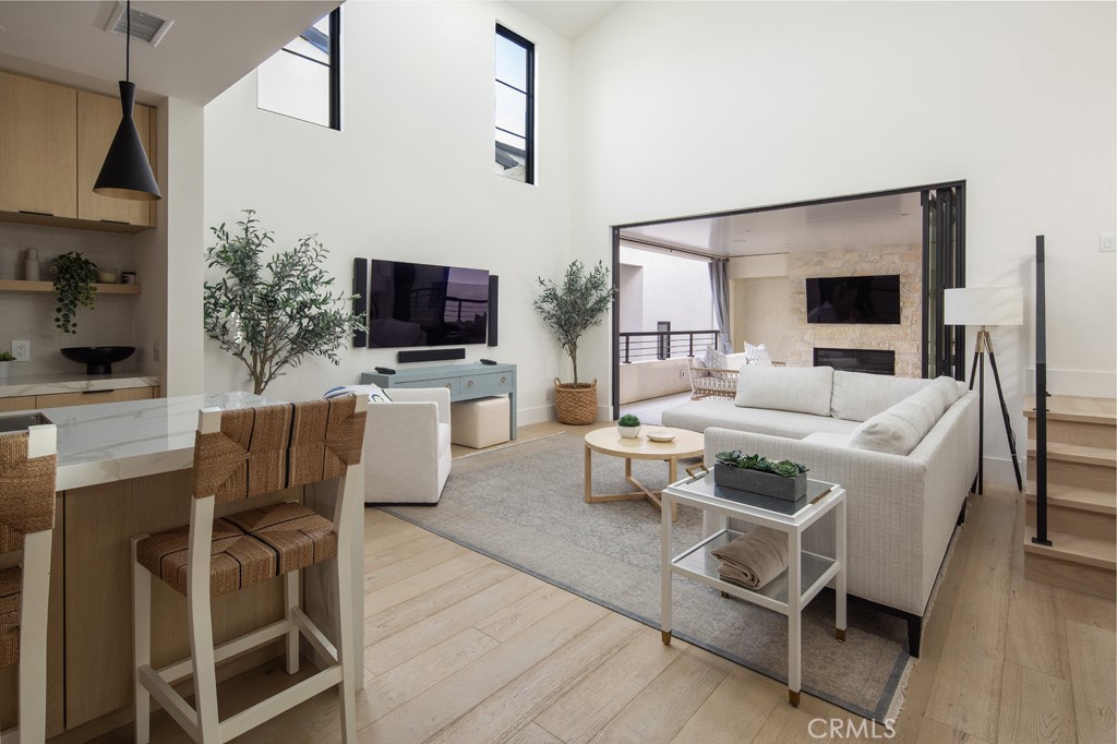 MLS #NP25265032 image #1