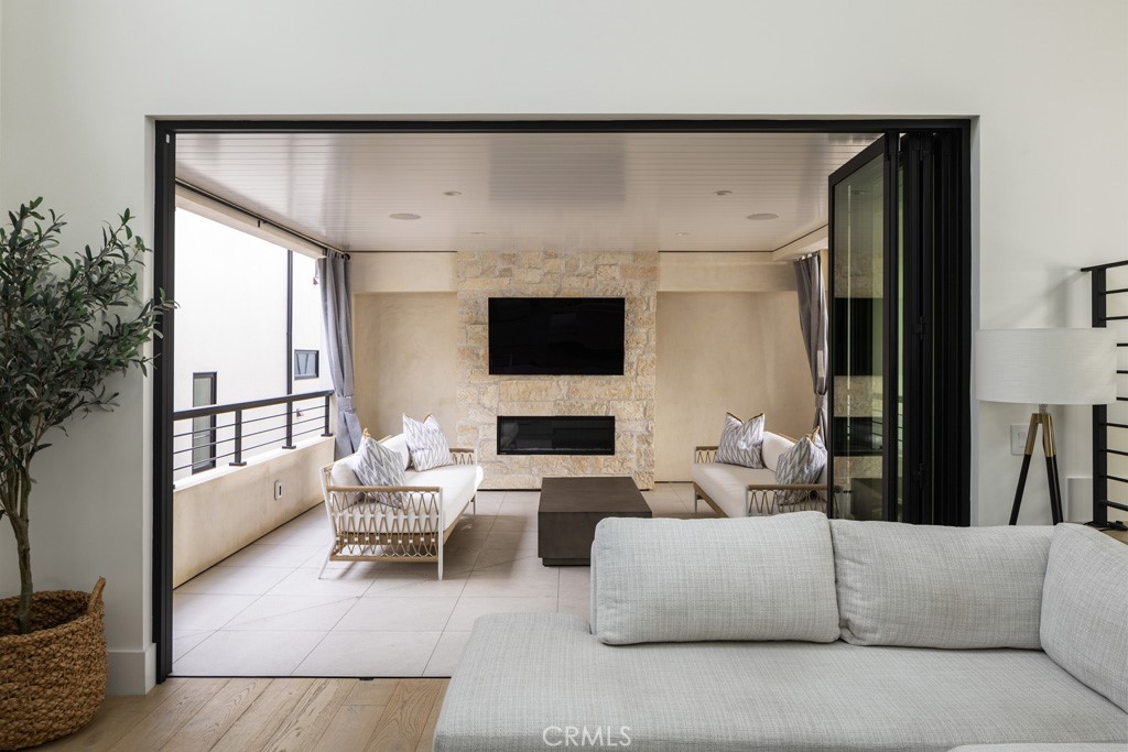 MLS #NP25265032 image #2