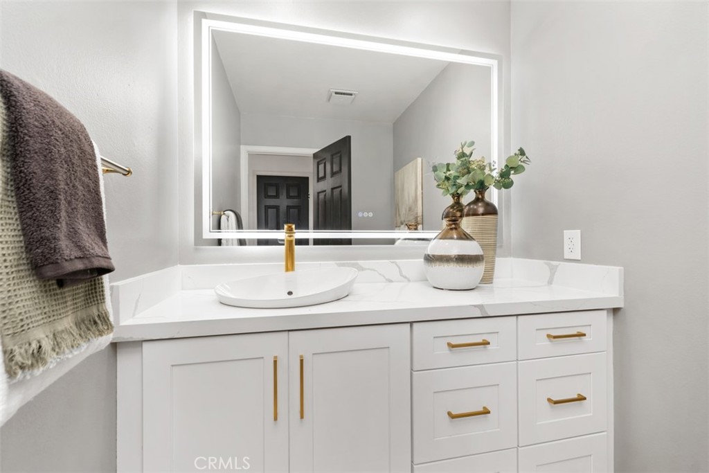 MLS #NP25265082 image #10