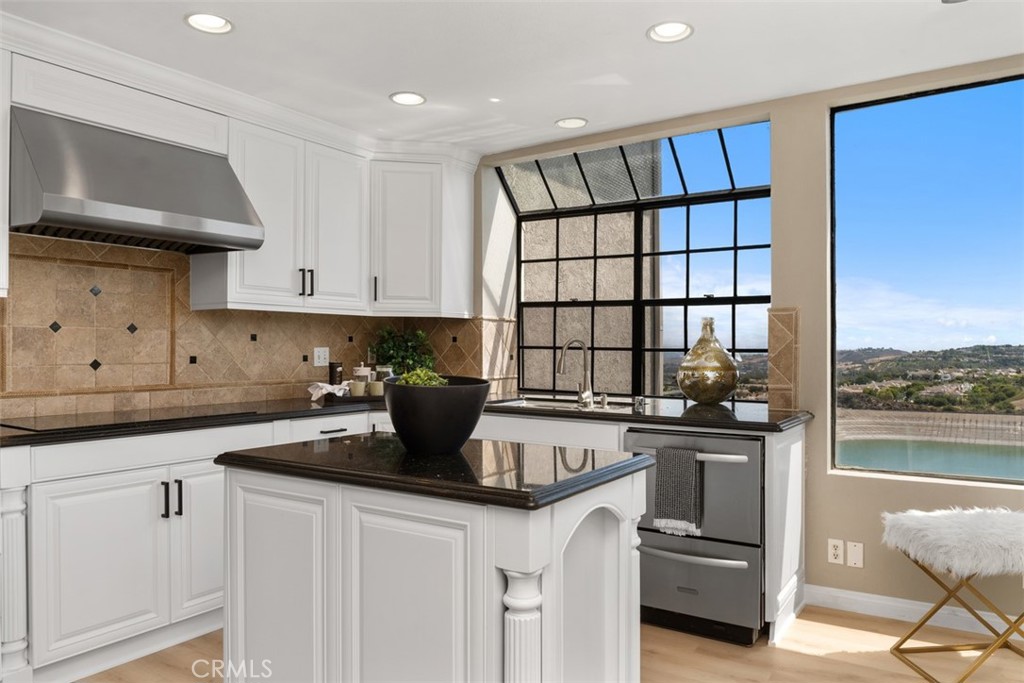 MLS #NP25265082 image #13