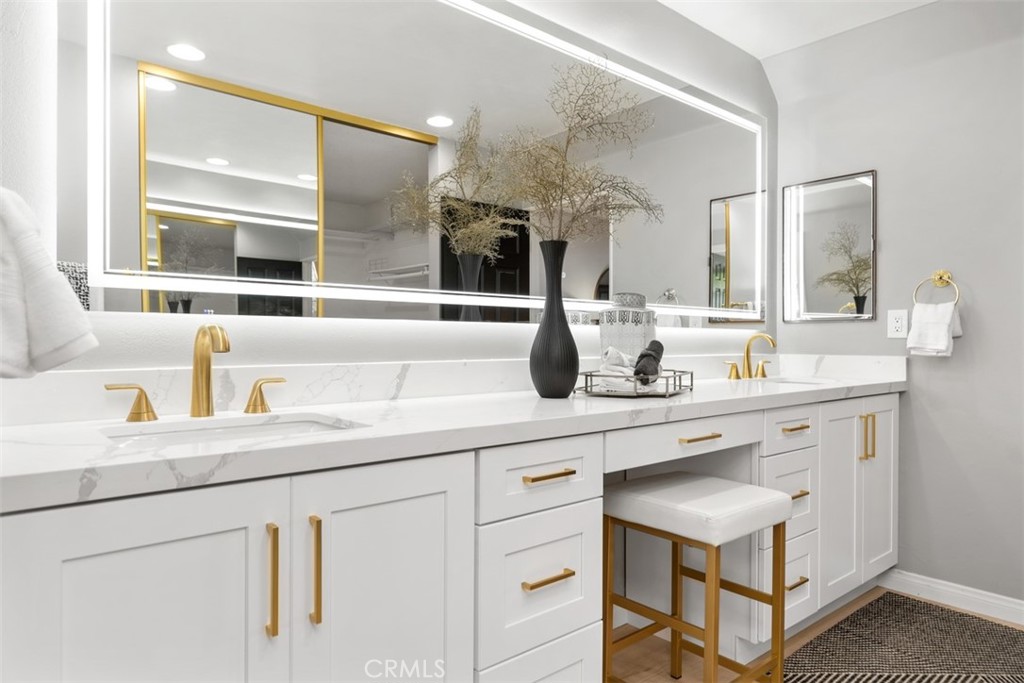 MLS #NP25265082 image #24