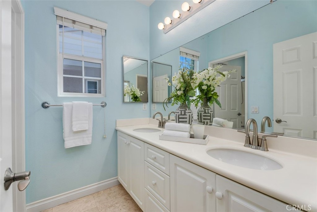 MLS #NP25266220 image #12