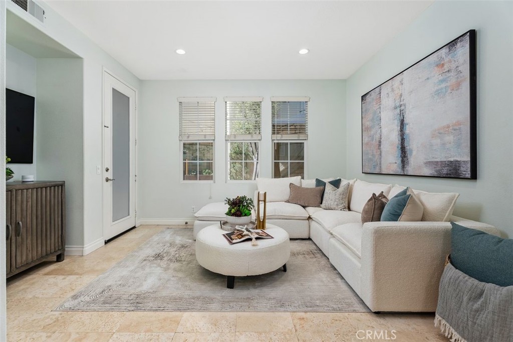 MLS #NP25266220 image #5