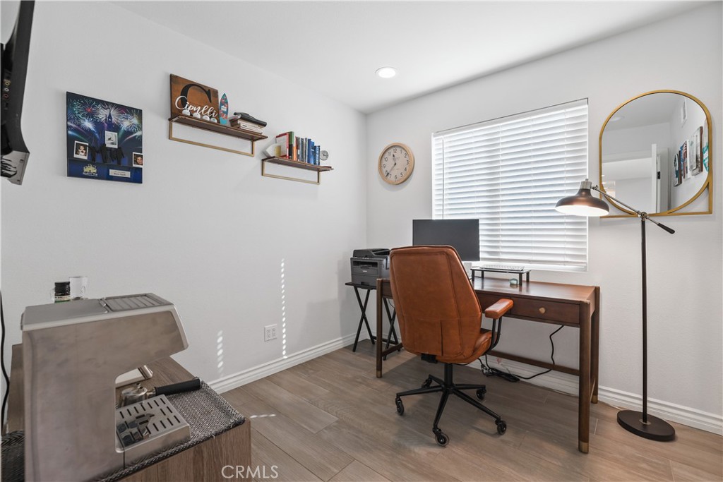 MLS #NP25266421 image #16