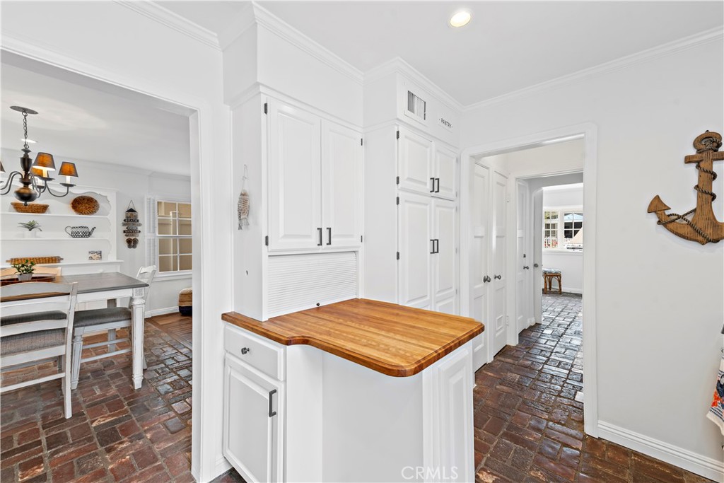 MLS #NP25266726 image #10