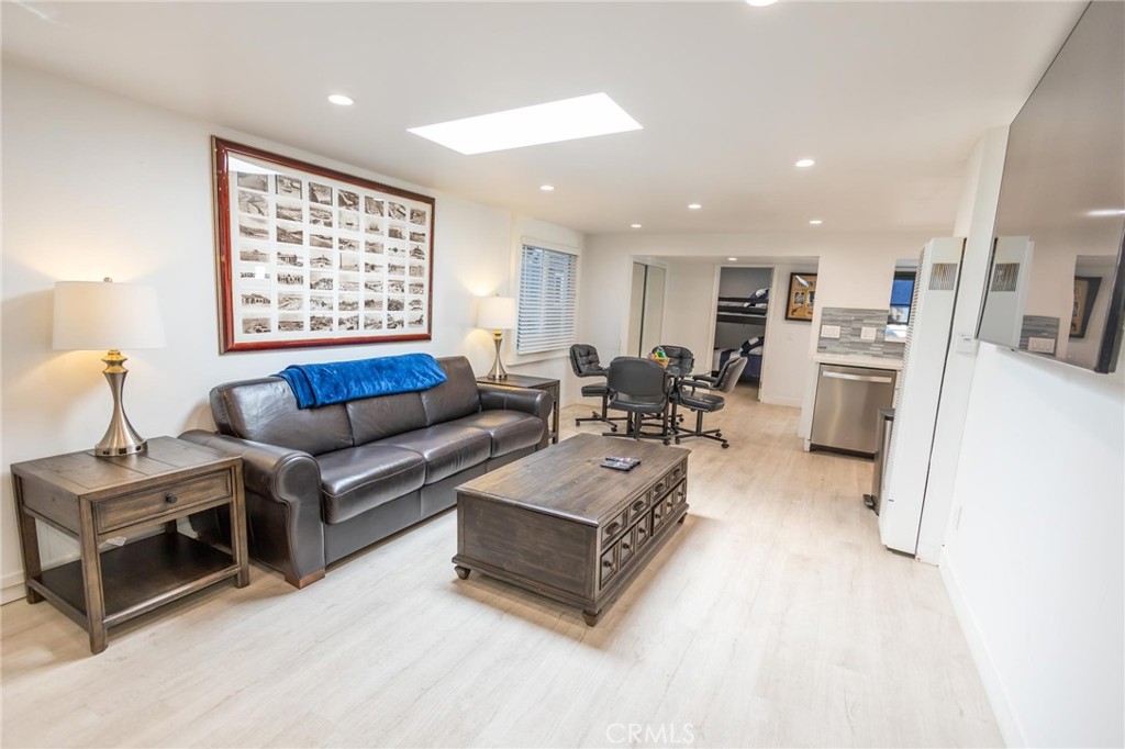 MLS #NP25266820 image #32