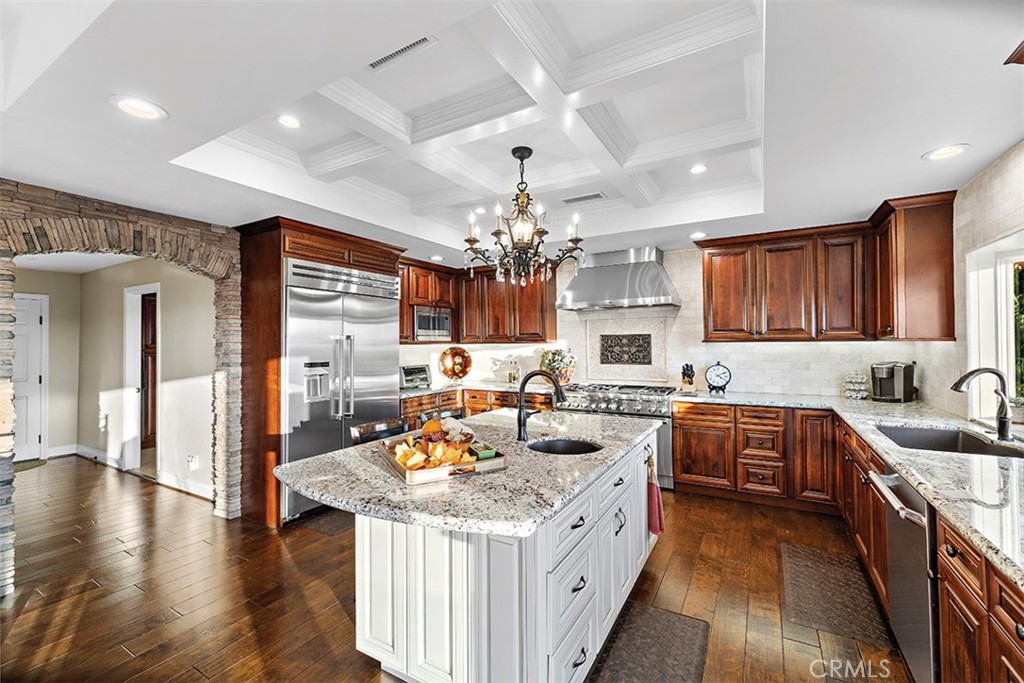 MLS #NP25266842 image #12