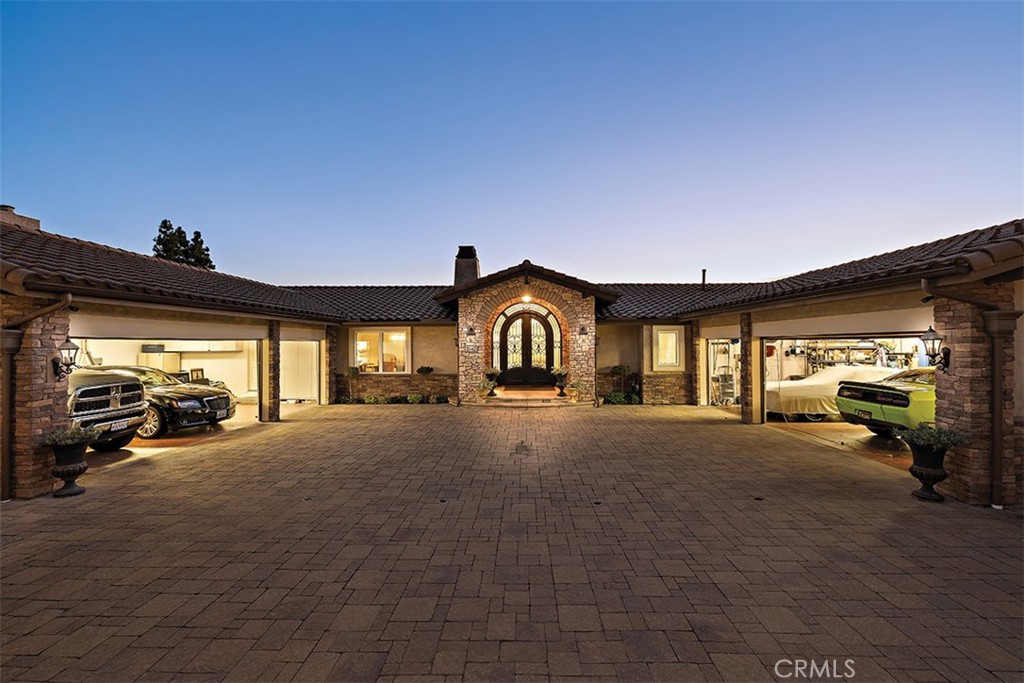 MLS #NP25266842 image #3