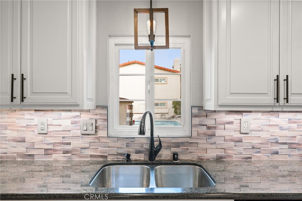 MLS #NP25266981 image #11