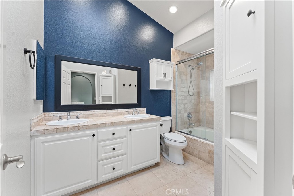 MLS #NP25266981 image #23