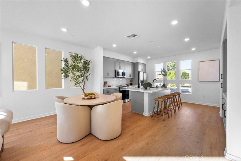 MLS #NP25267229 image #1