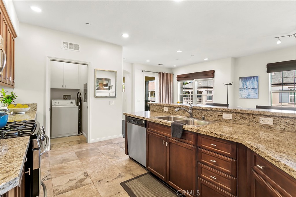 MLS #NP25267295 image #10