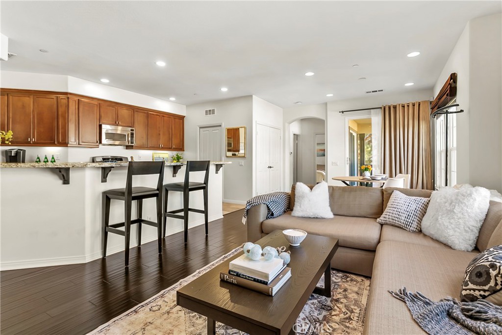 MLS #NP25267295 image #3