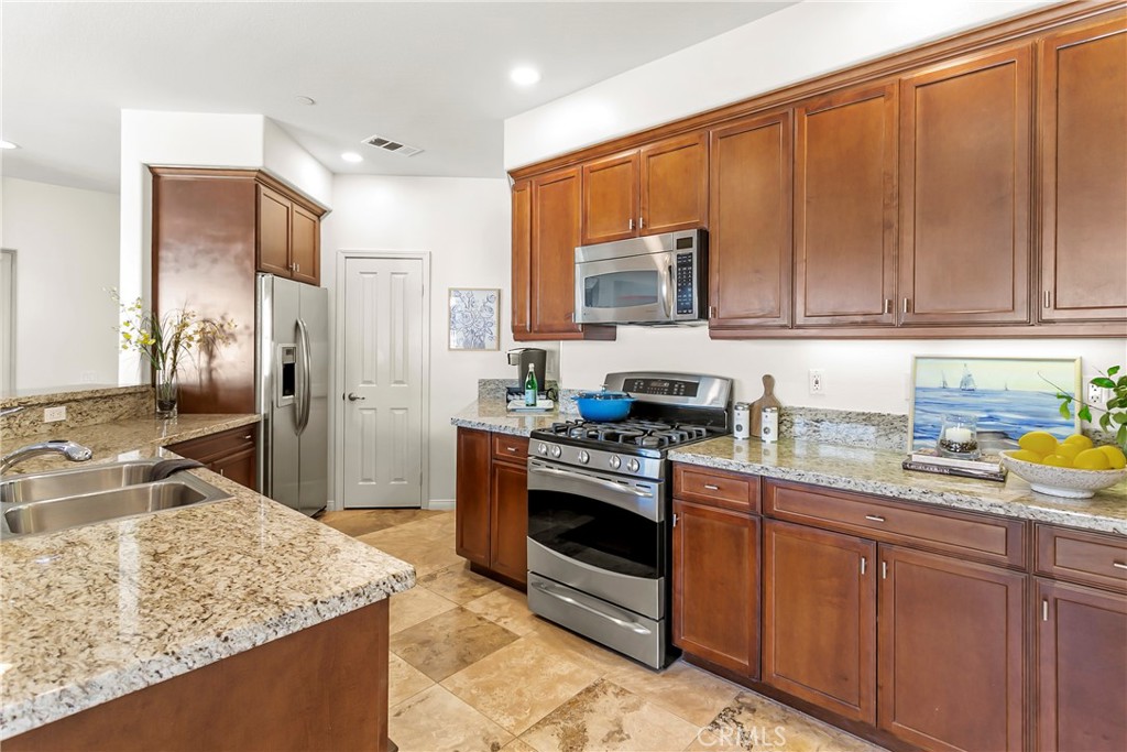 MLS #NP25267295 image #7