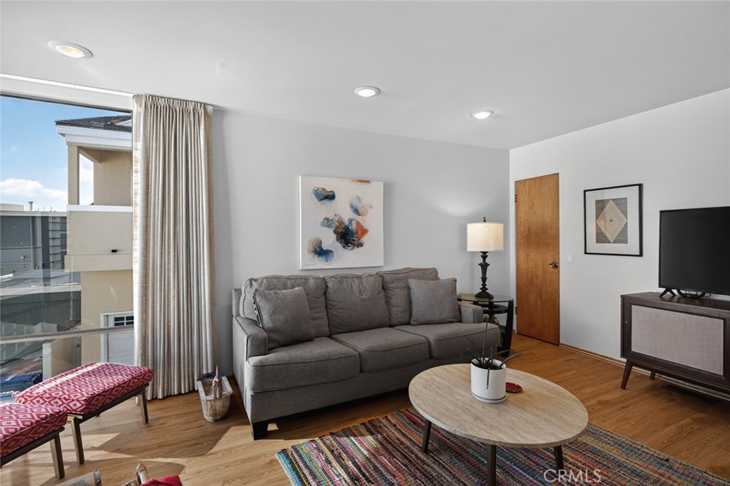 MLS #NP25268374 image #5