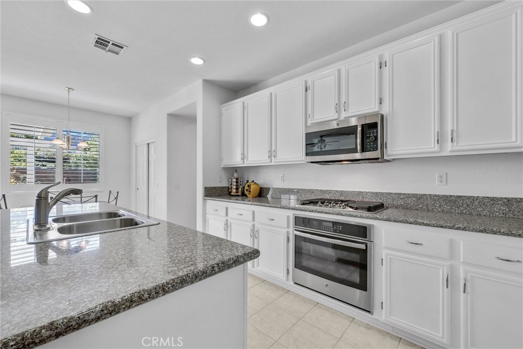 MLS #NP25268737 image #12