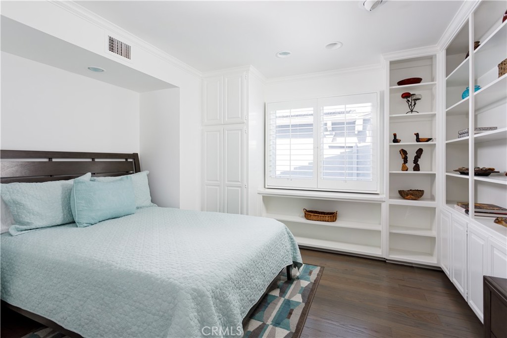 MLS #NP25269340 image #25