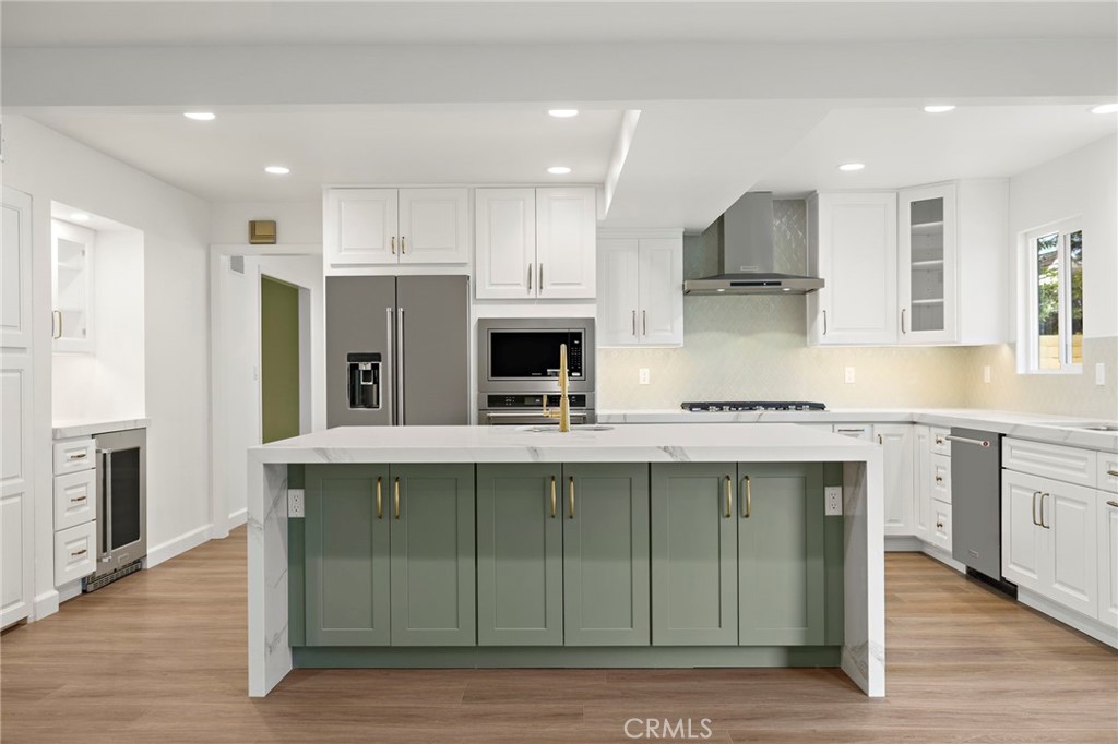 MLS #NP25269370 image #1