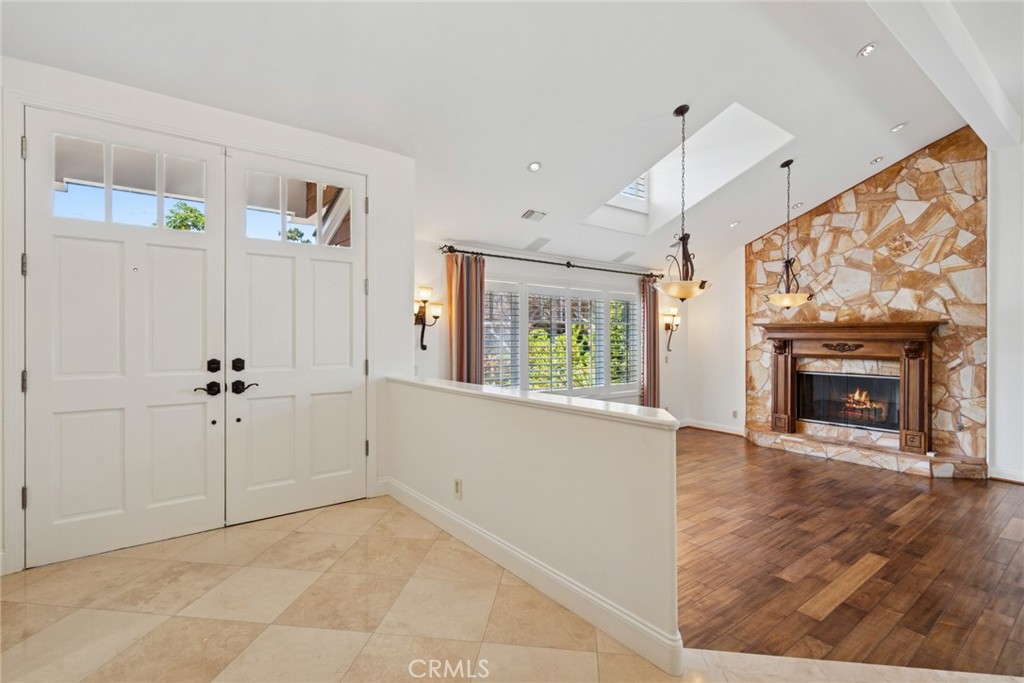 MLS #NP25269908 image #2