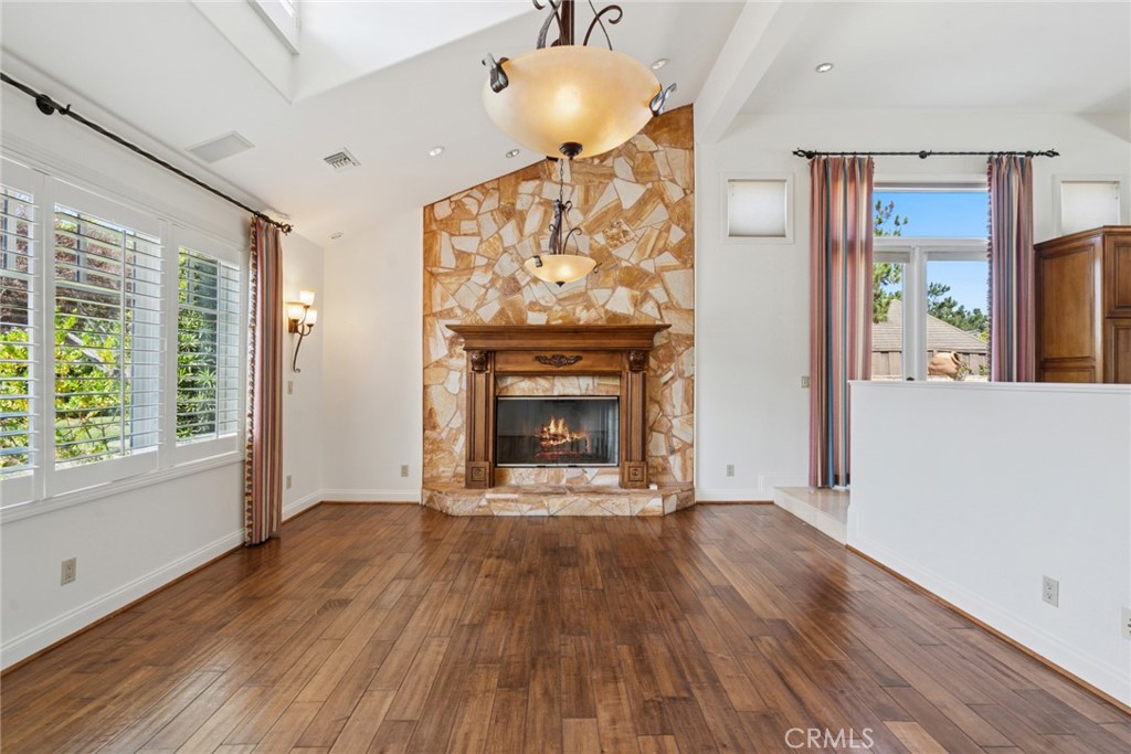 MLS #NP25269908 image #3