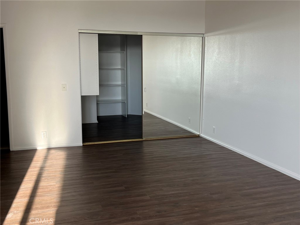 MLS #NP25270095 image #24