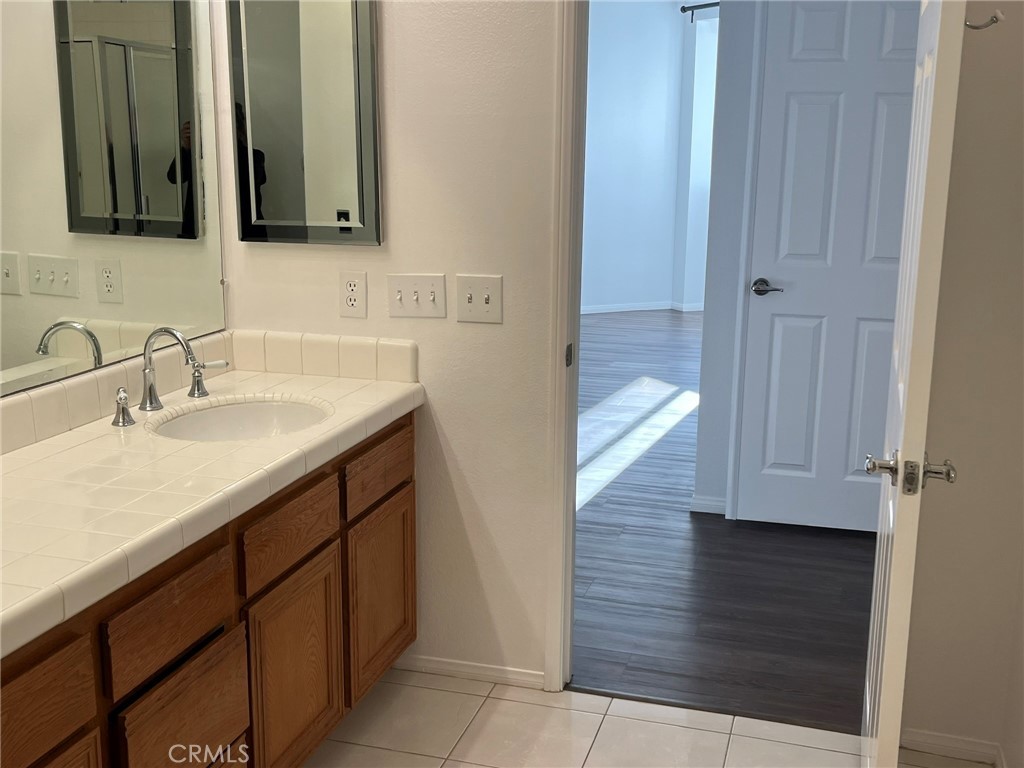 MLS #NP25270095 image #32